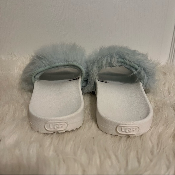 Treadlite by Ugg Slippers/Slides - Picture 4 of 9